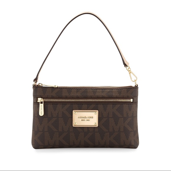 Michael Kors Handbags - NWT MICHAEL KORS LARGE WRISTLET IN BROWN